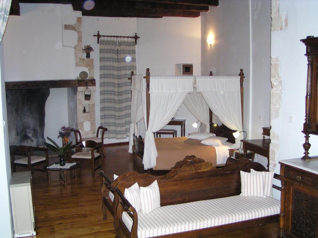 Hotel Amphora Chania  Екстер'єр фото